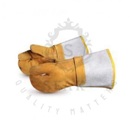 WELDING MITTS